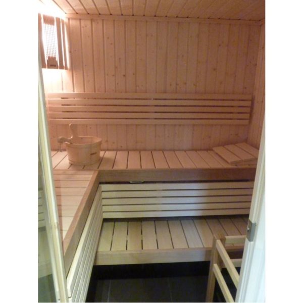 löyly sauna France lambris sauna épicéa 14x95 STP pose verticale éclairage sauna